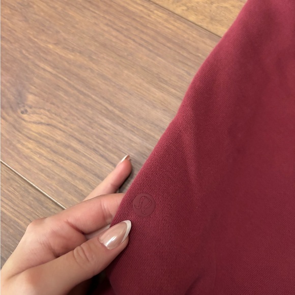 Lululemon Scuba Sweatpants - Picture 4 of 4